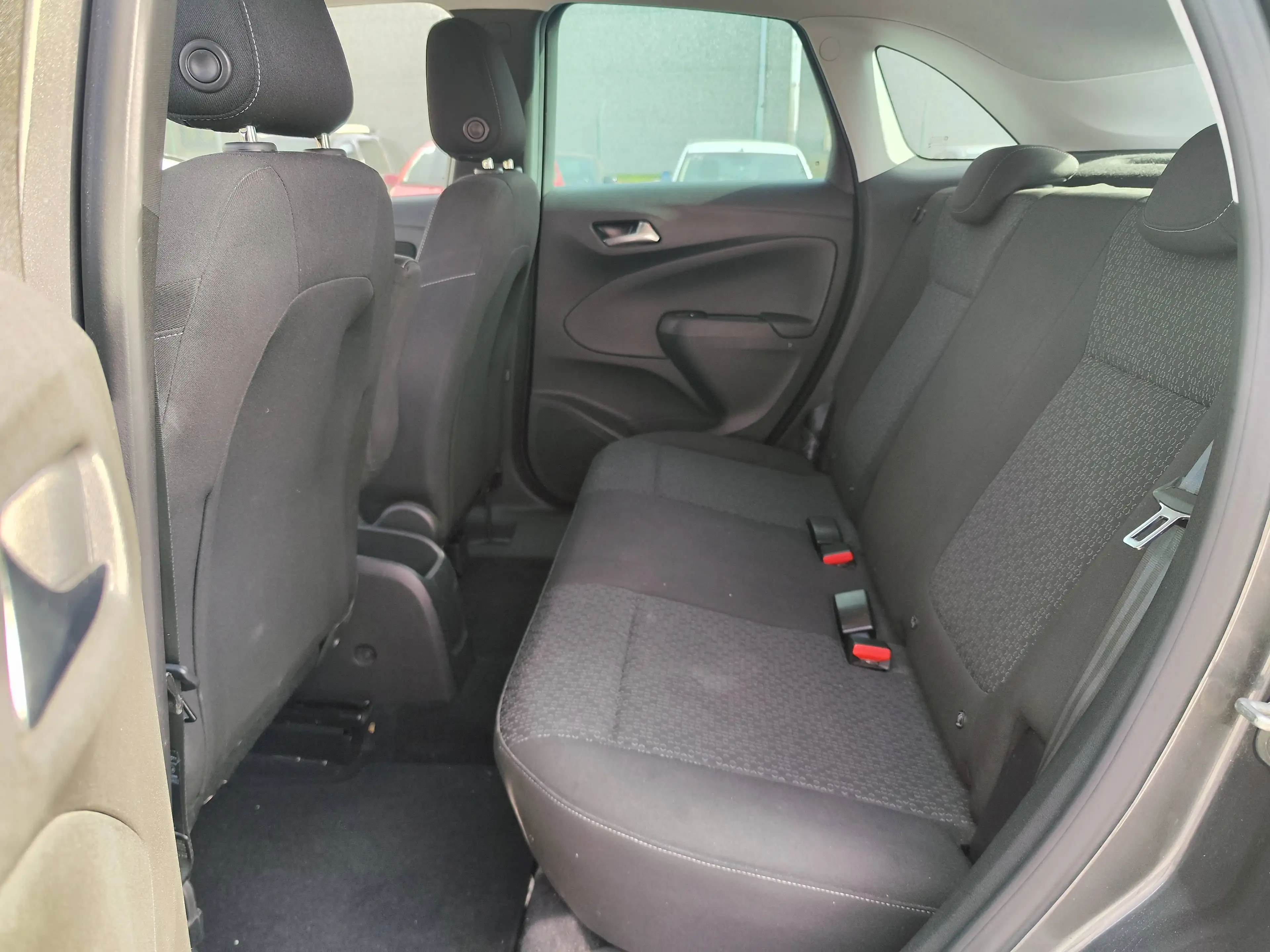 Opel Crossland X Crossland X 1.5 TD ECOTEC — photo 15