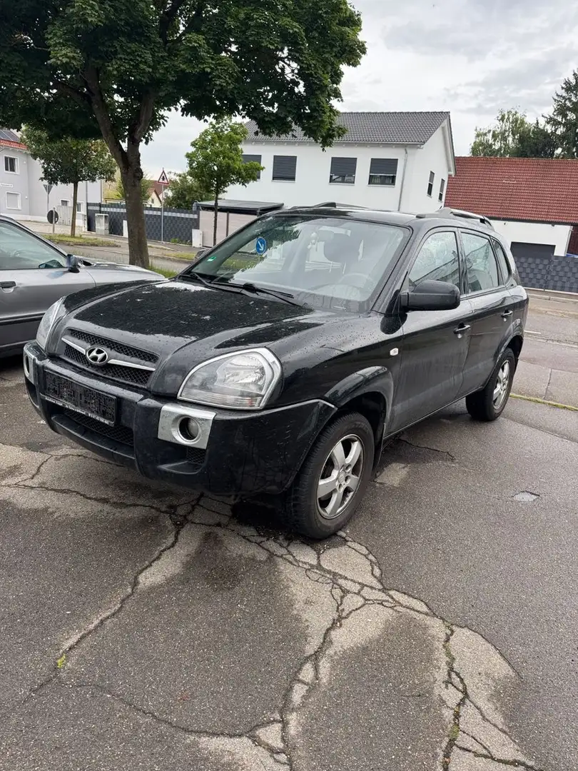 Hyundai TUCSON 2.0 GLS Klima,Ahk,Alufelgen Zwart - 1