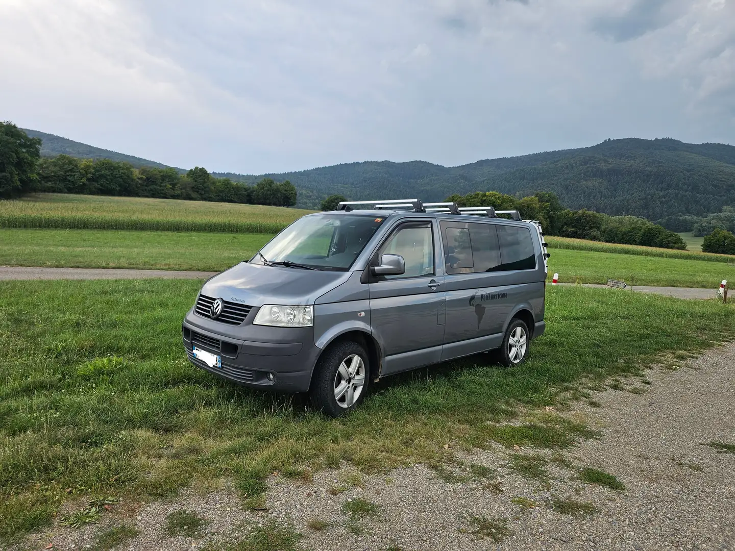 Volkswagen T5 Multivan Multivan 2.5 TDI 130 FAP 4Motion Panamericana (7pl) Gris - 1
