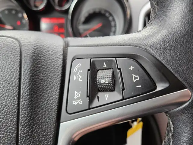 Opel Astra view 19