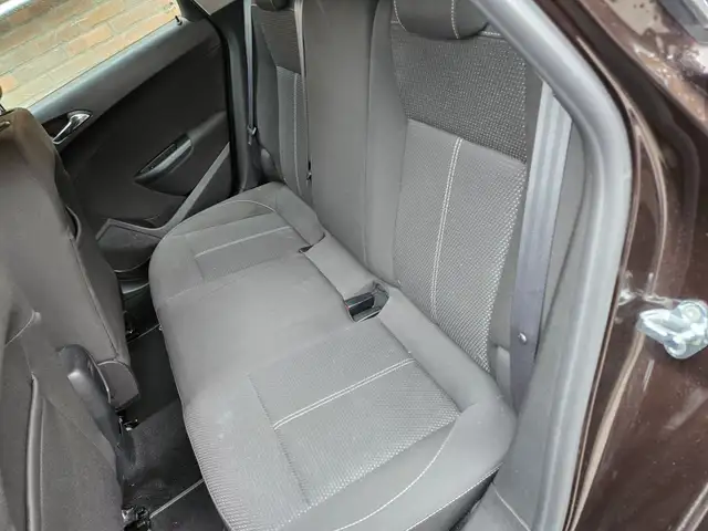 Opel Astra view 23
