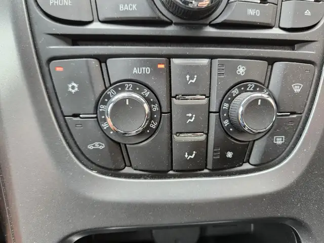 Opel Astra view 14
