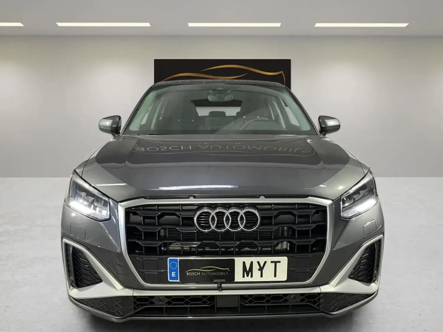 Audi Q2 30 TFSI S line 85kW Grau - 2
