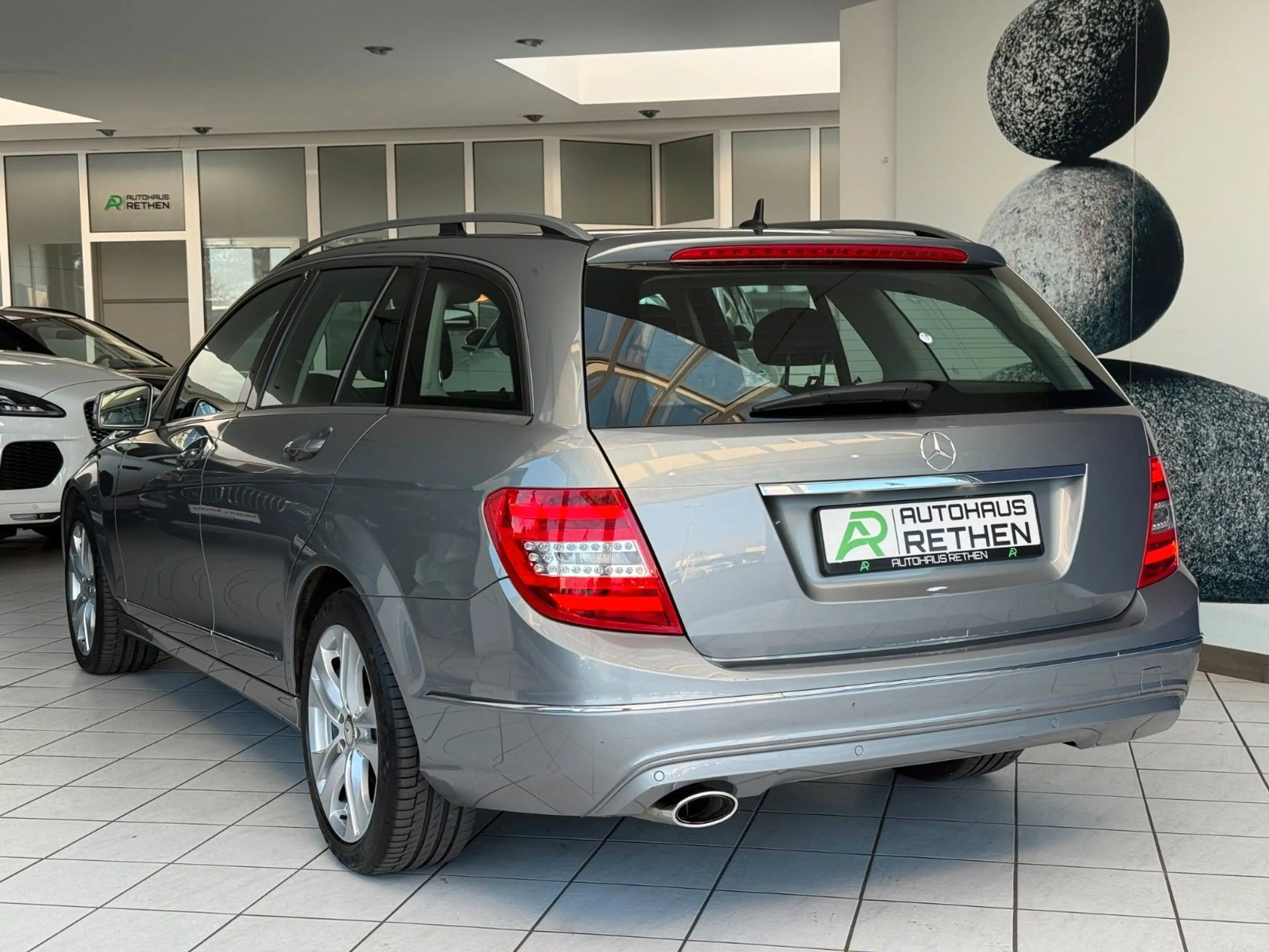 Mercedes-Benz C 250 C250 T CDI 4Matic *DISTRONIC+*1.HAND*TOTWINKEL — photo 7