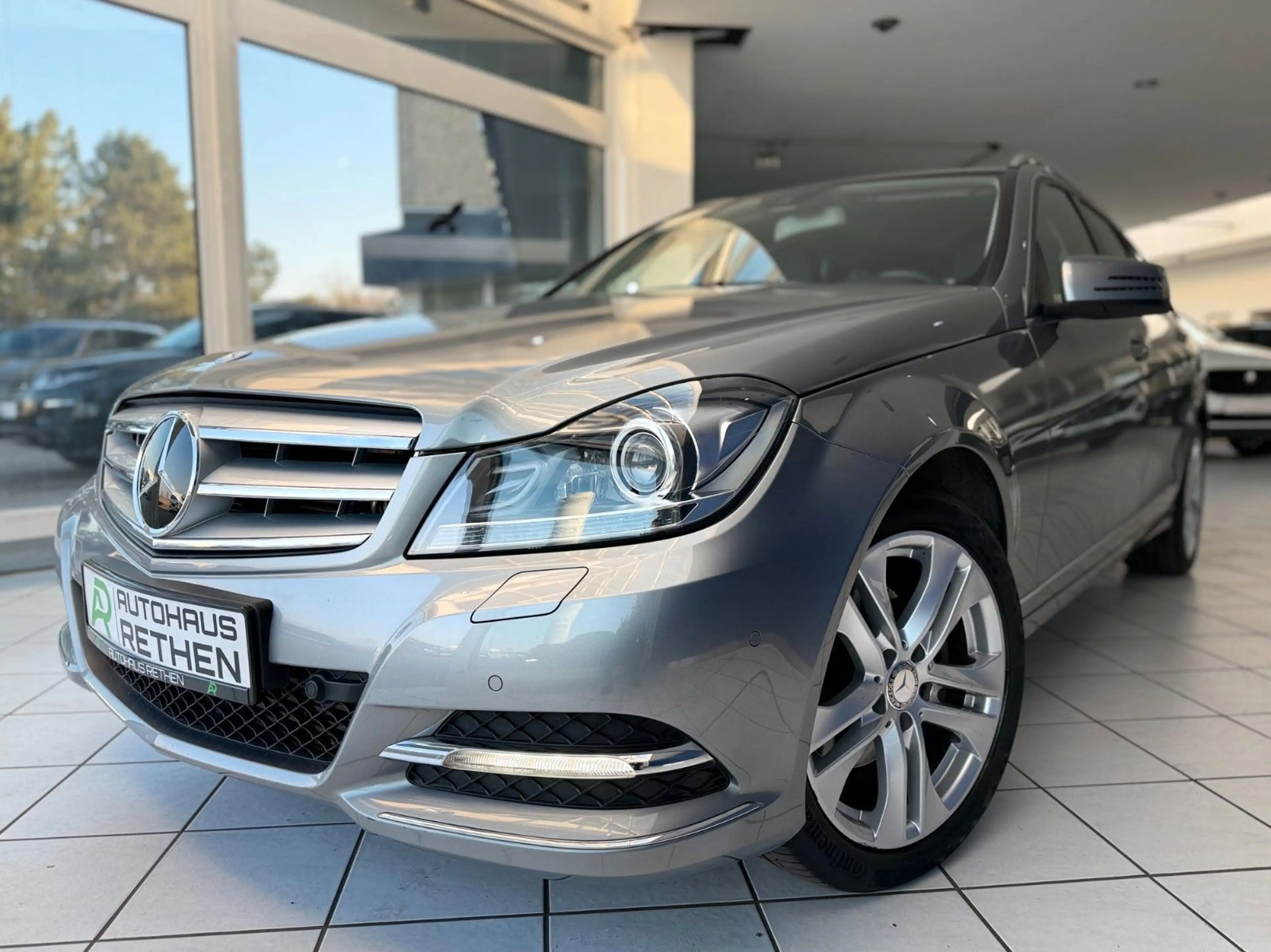 Mercedes-Benz C 250 C250 T CDI 4Matic *DISTRONIC+*1.HAND*TOTWINKEL