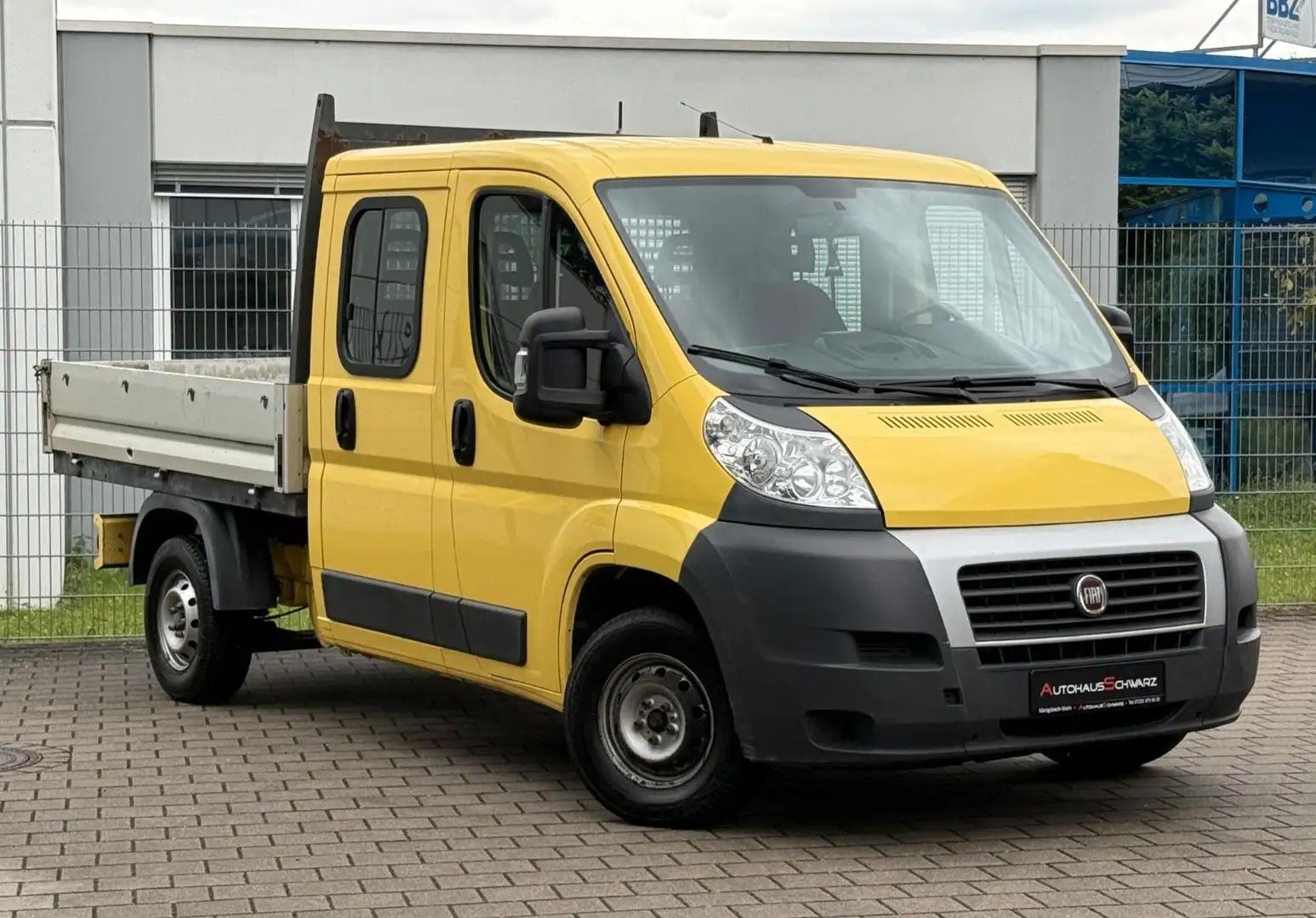 Fiat Ducato Pritsche DoKa mittellang Tüv 09/26 Yellow - 1