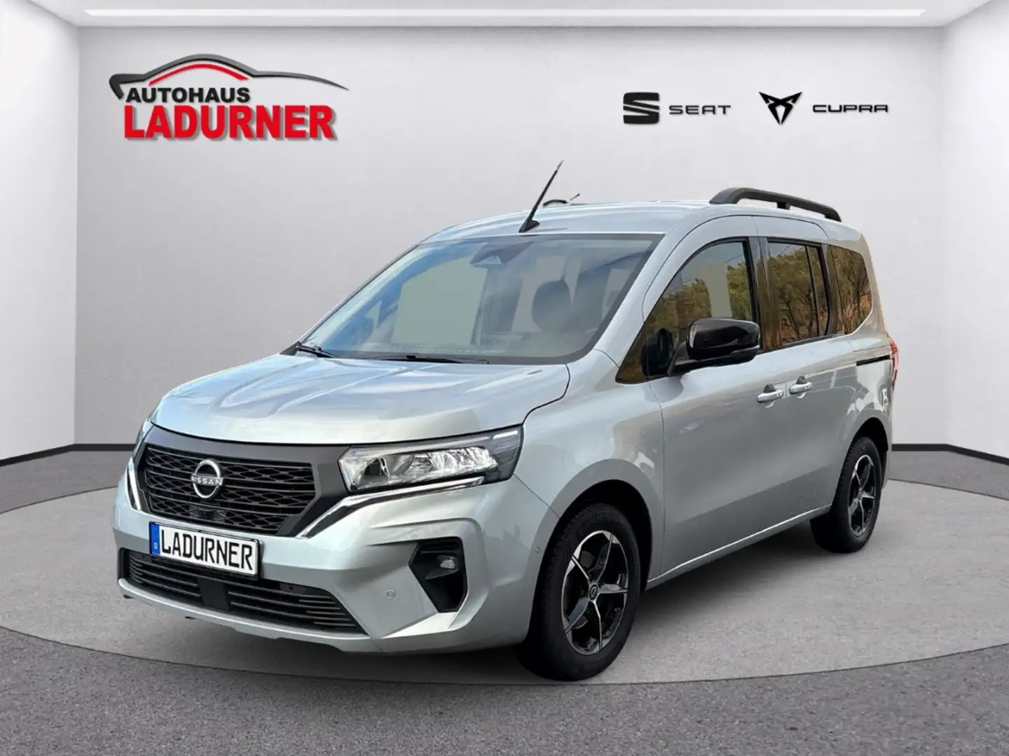 Nissan Townstar Kombi L1 Tekna Navi 360 Kamera Apple CarPlay Andro Grijs - 2