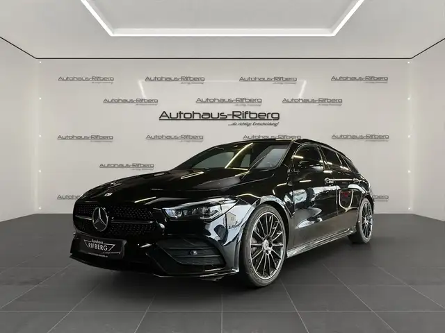 Mercedes-Benz CLA 200 AMG LINE/AHK/PANO/LED/19Z