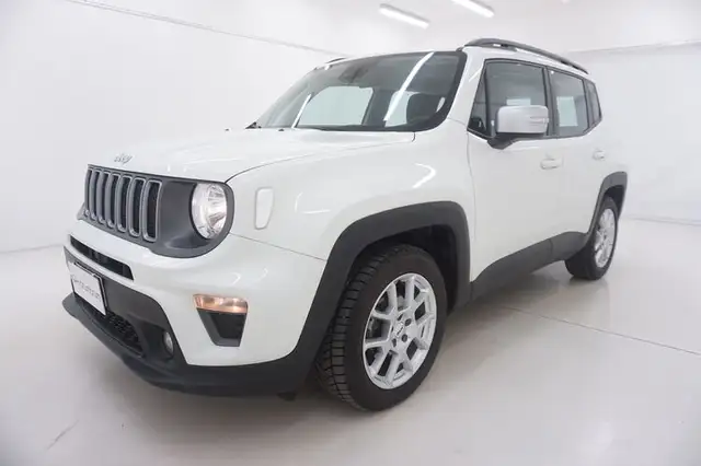 Jeep Renegade view 9