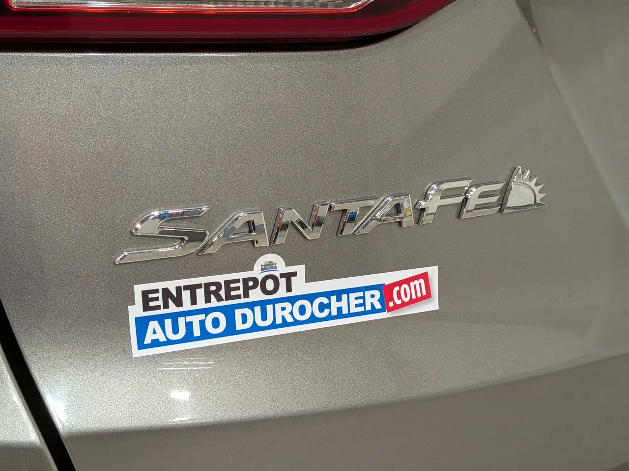 Hyundai SANTA FE photo Hyundai SANTA FE
