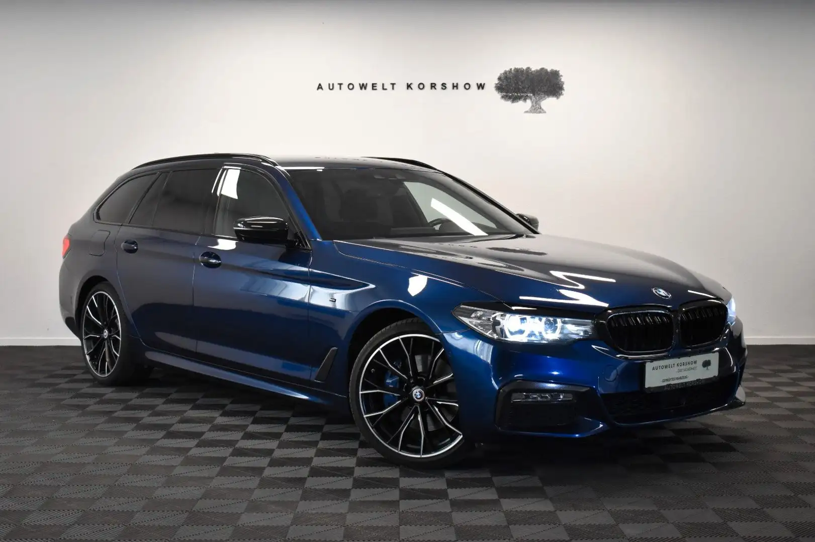 BMW 530 i M Sport *360° *KEYLESS *AHK *HUD *CARPLAY Niebieski - 1
