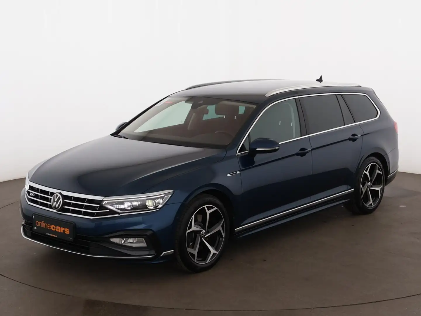 Volkswagen Passat Variant 2.0 TDI R-Line Aut MATRIX STANDHZG Blau - 2