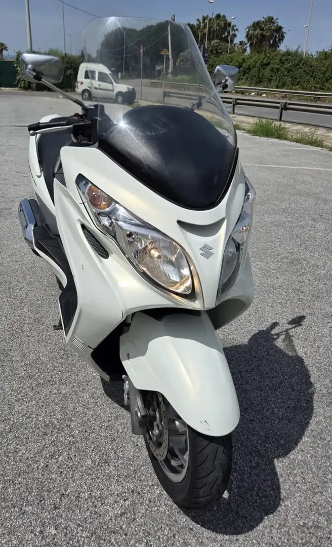 Suzuki Burgman 400 Alb - 1