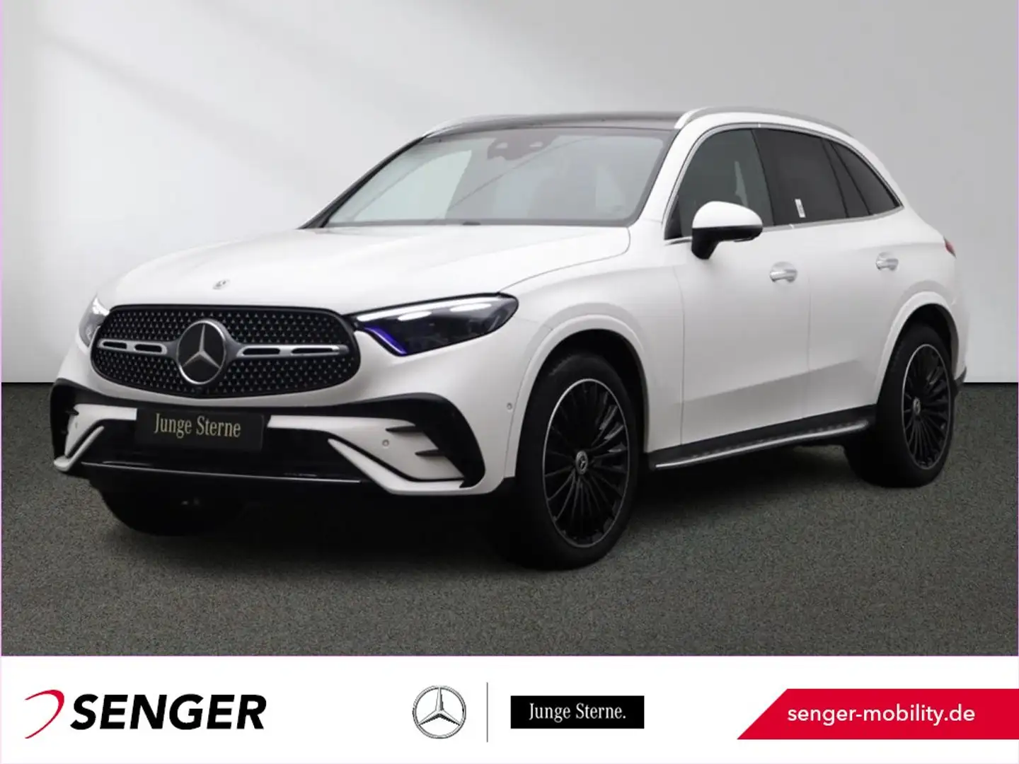Mercedes-Benz GLC 300 d 4M AMG Digital Panorama Standhzg. AHK Weiß - 1