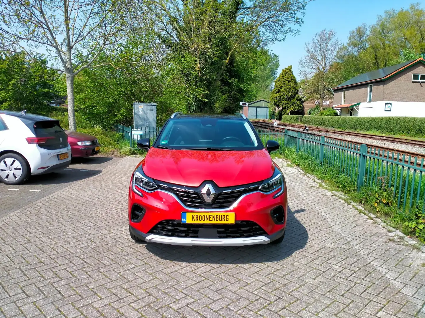 Renault Captur 1.0 TCe 90 Edition One Intens luxe uitv. trekhaak Rouge - 2
