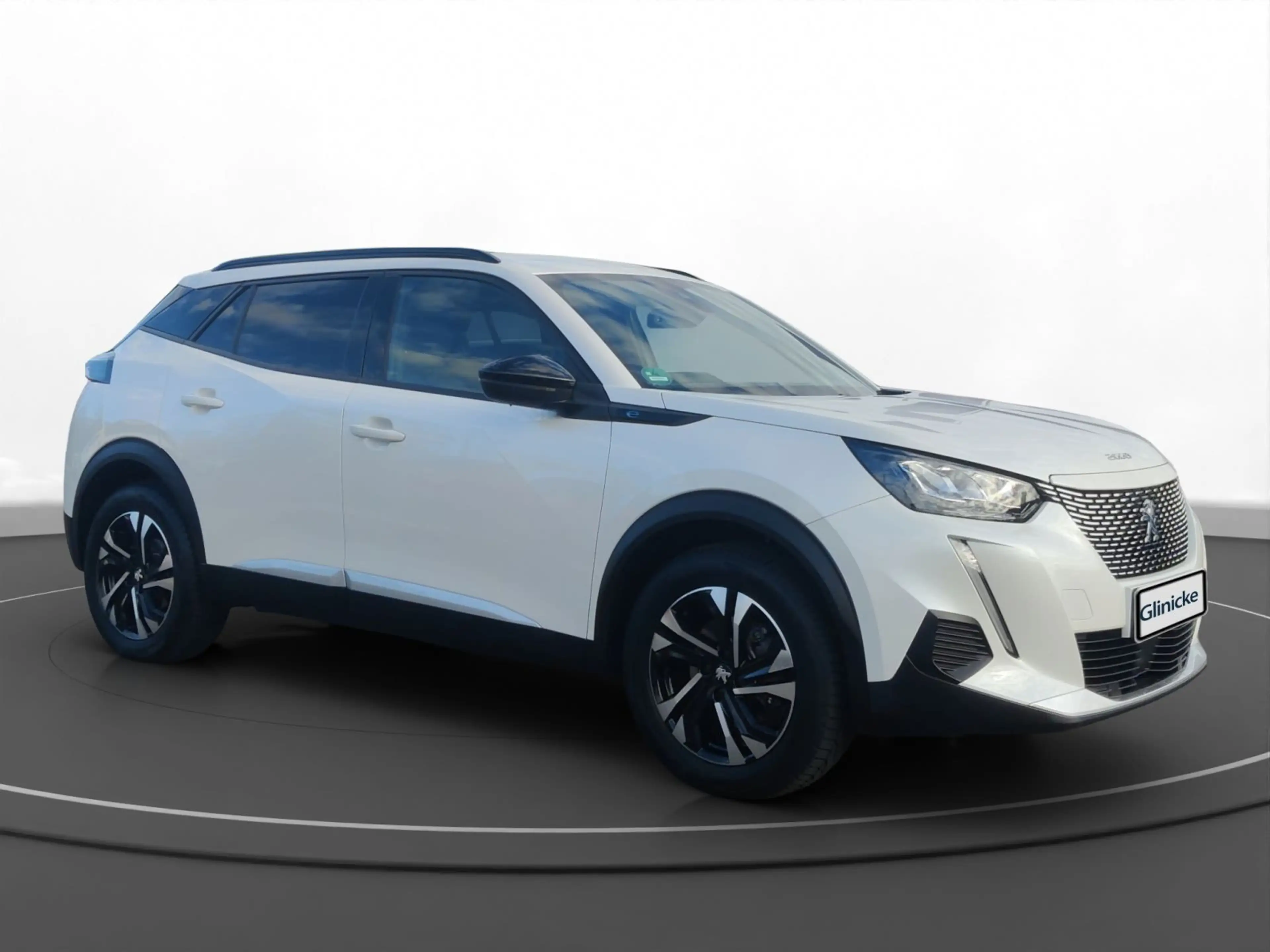 Peugeot 2008 Allure Pack Elektro 98,3% OB-Charger Kamera — photo 3
