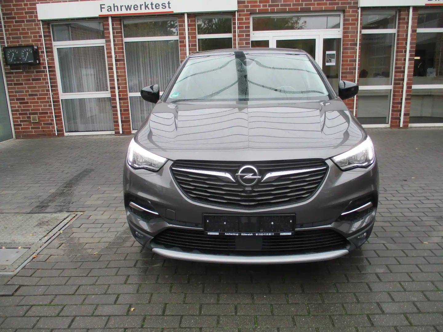 Opel Grandland X Innovation Gris - 2