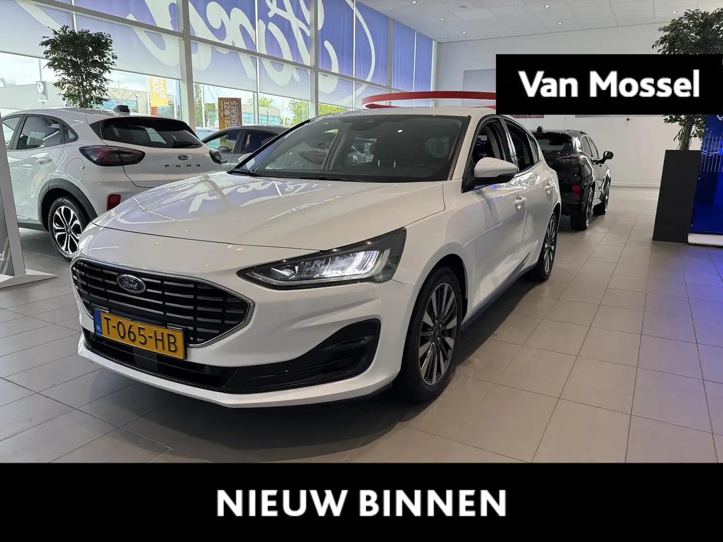 Ford Focus 1.0 EcoBoost Hybrid Titanium X | Achteruitrijcamer Wit - 1