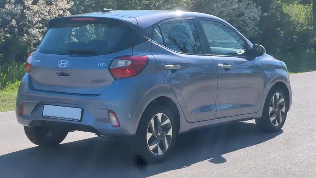 Hyundai I10 view 6