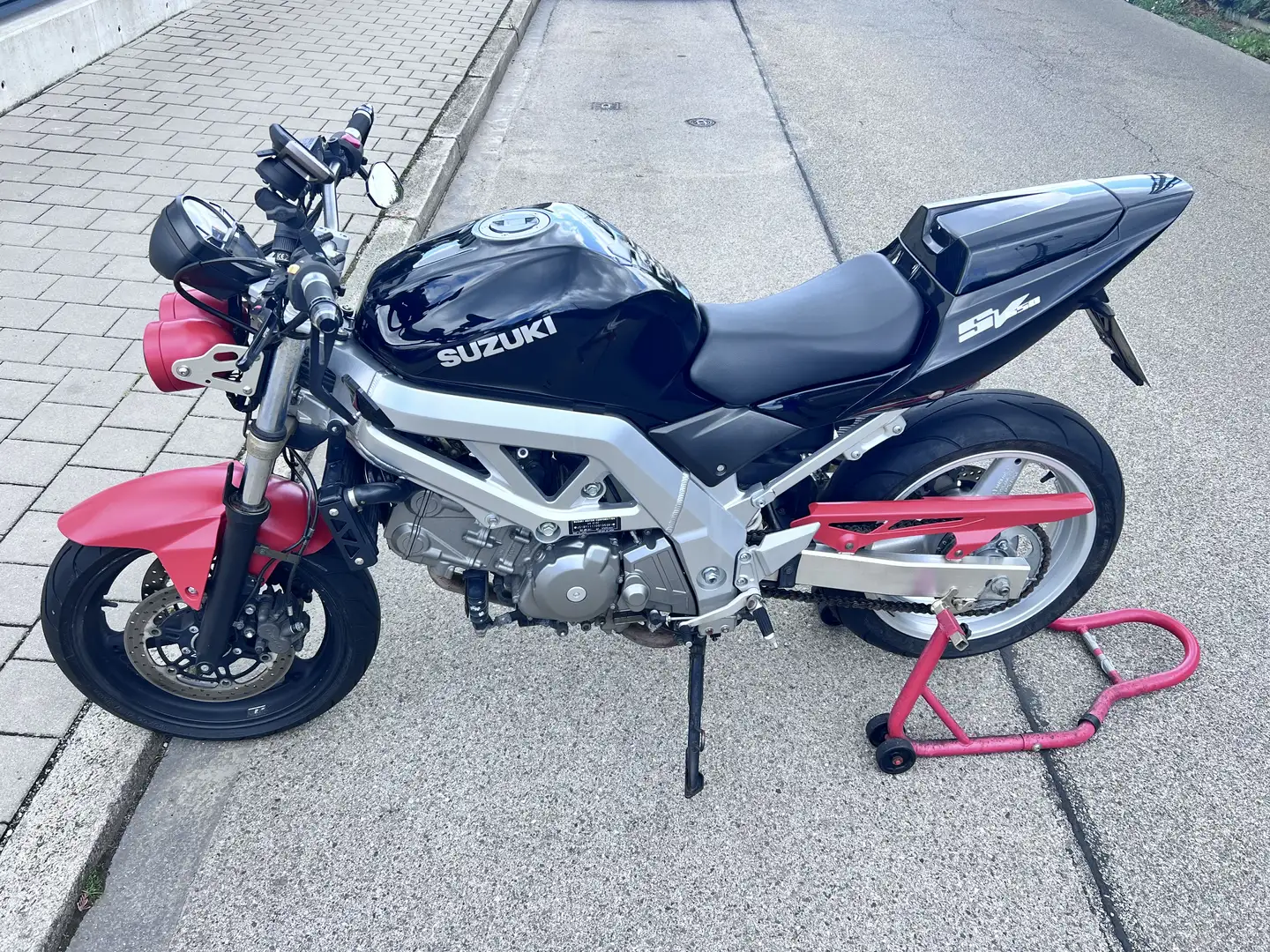 Suzuki SV 650 NakedBike Noir - 2