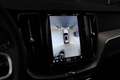 Volvo XC60 2.0 T6 Plug-in hybrid AWD R-Design | Pano | H&K | Zwart - thumbnail 25