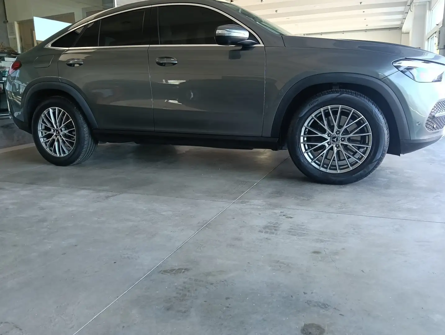 Mercedes-Benz GLE 350 GLE Coupe - C167 2020 Coupe d Sport 4matic auto Grau - 2