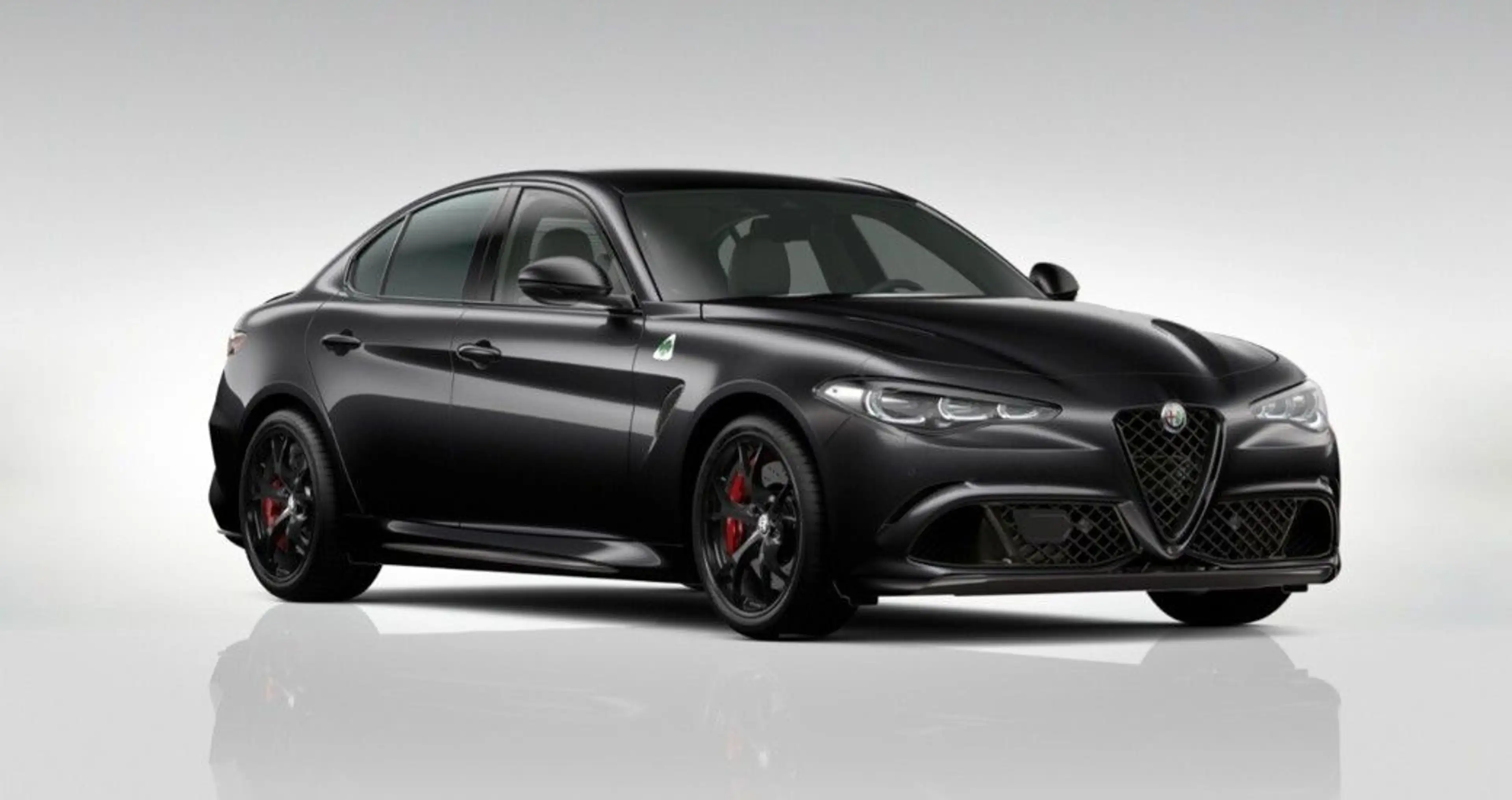 Alfa Romeo Giulia QUADRIFOGLIO 19"Trofeo, Technologie Paket