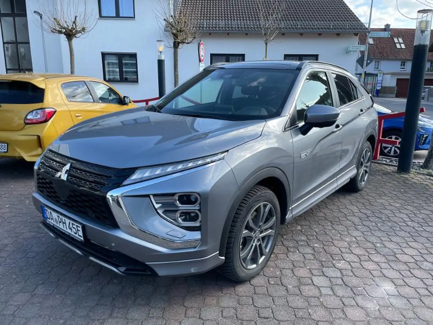 Mitsubishi Eclipse Cross PHEV TOP 2.4 4WD Schiebedach Grau - 1