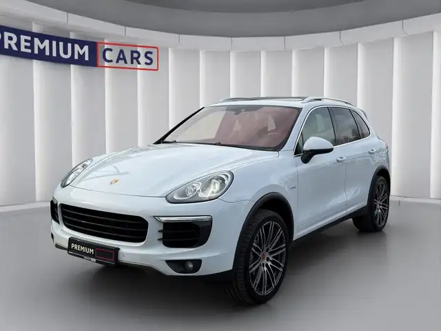 2015 Porsche Cayenne in White for sale