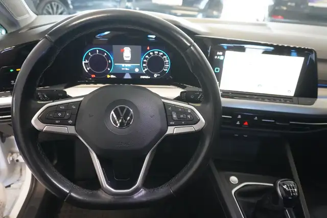 Volkswagen Golf view 11