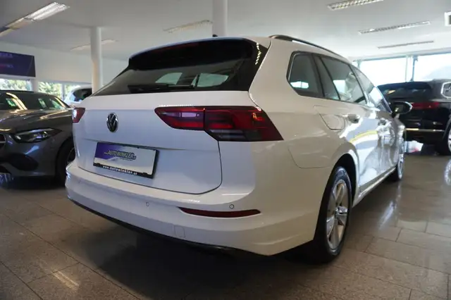 Volkswagen Golf view 5
