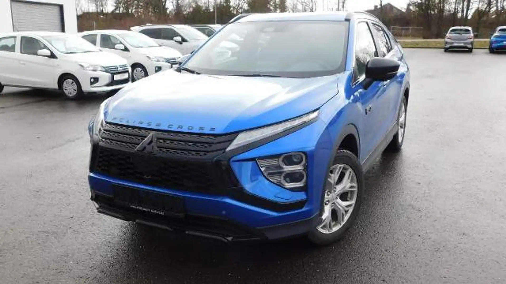 Mitsubishi Eclipse Cross Plug-in Hybrid Select Black 2.4 MIVEC 4WD Blau - 1