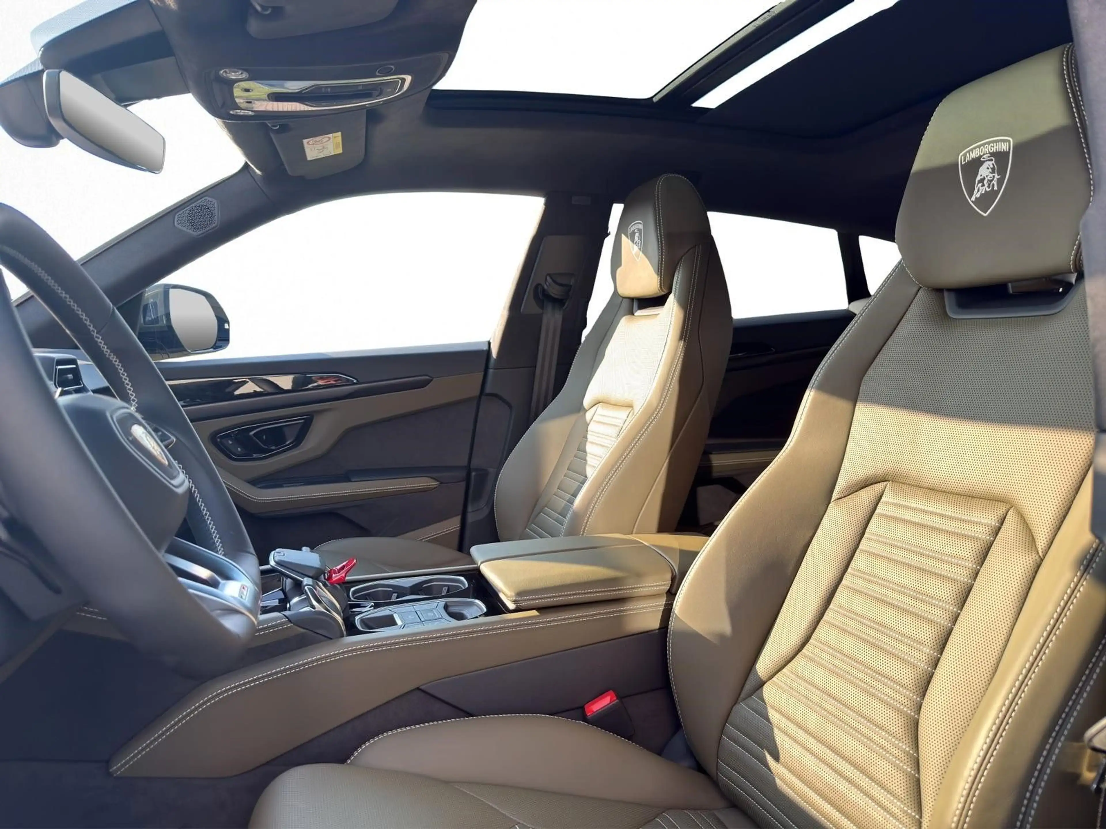 Lamborghini Urus 4.0 V8 PHEV SE — photo 9