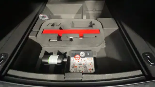Alfa Romeo Stelvio view 9
