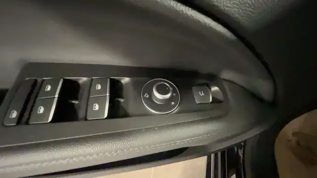 Alfa Romeo Stelvio view 6