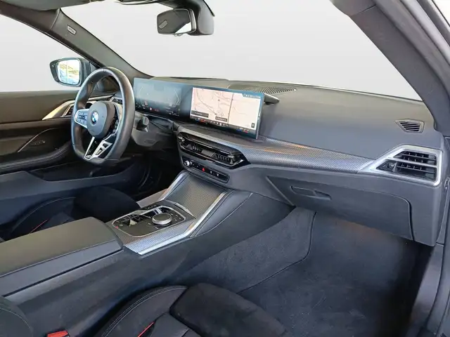 BMW 4 Series view 10