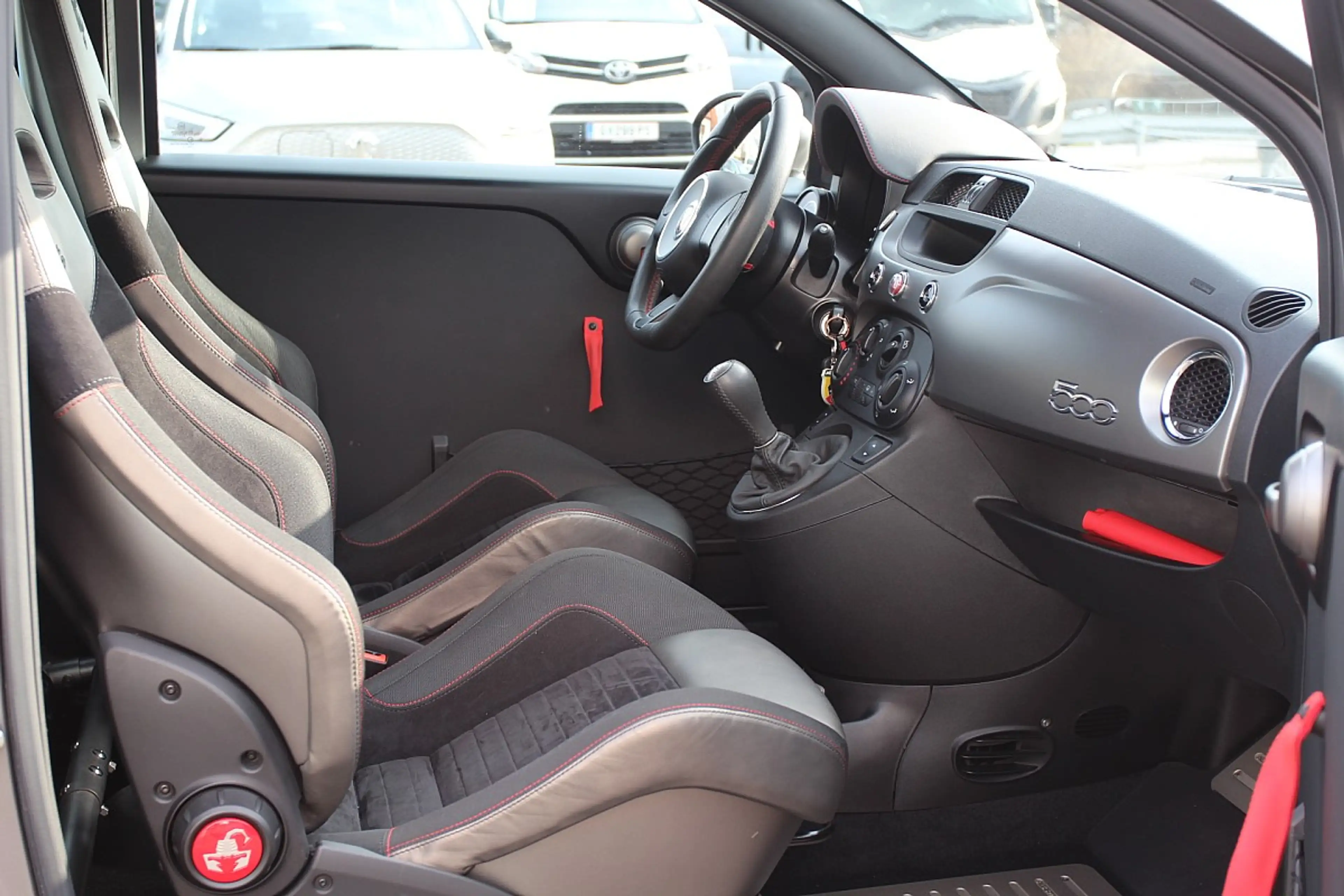 Abarth 695 Abarth 695 Biposto — photo 12