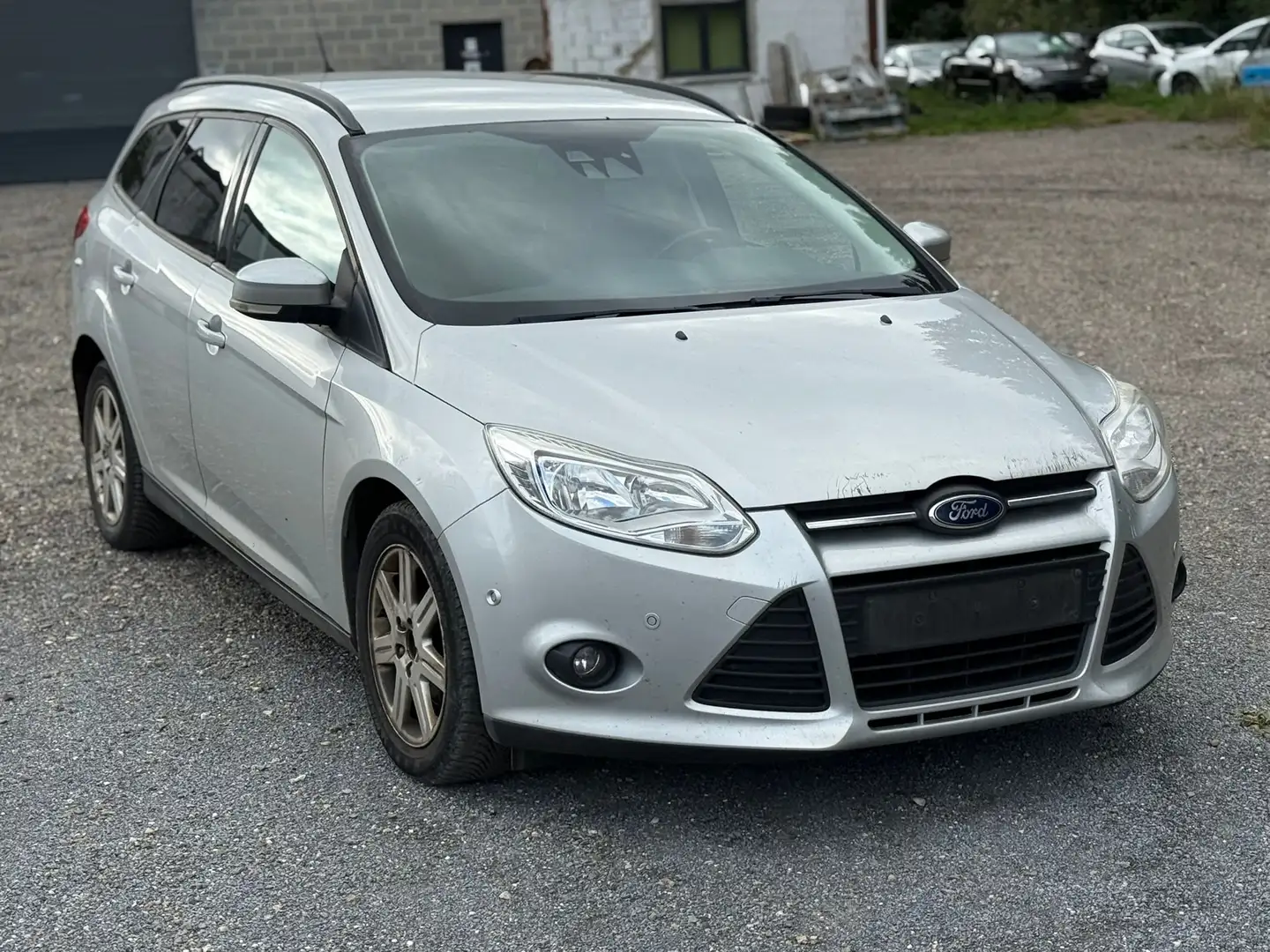Ford Focus Focus 1.6 TDCi *PRIX MARCHAND* Gris - 1