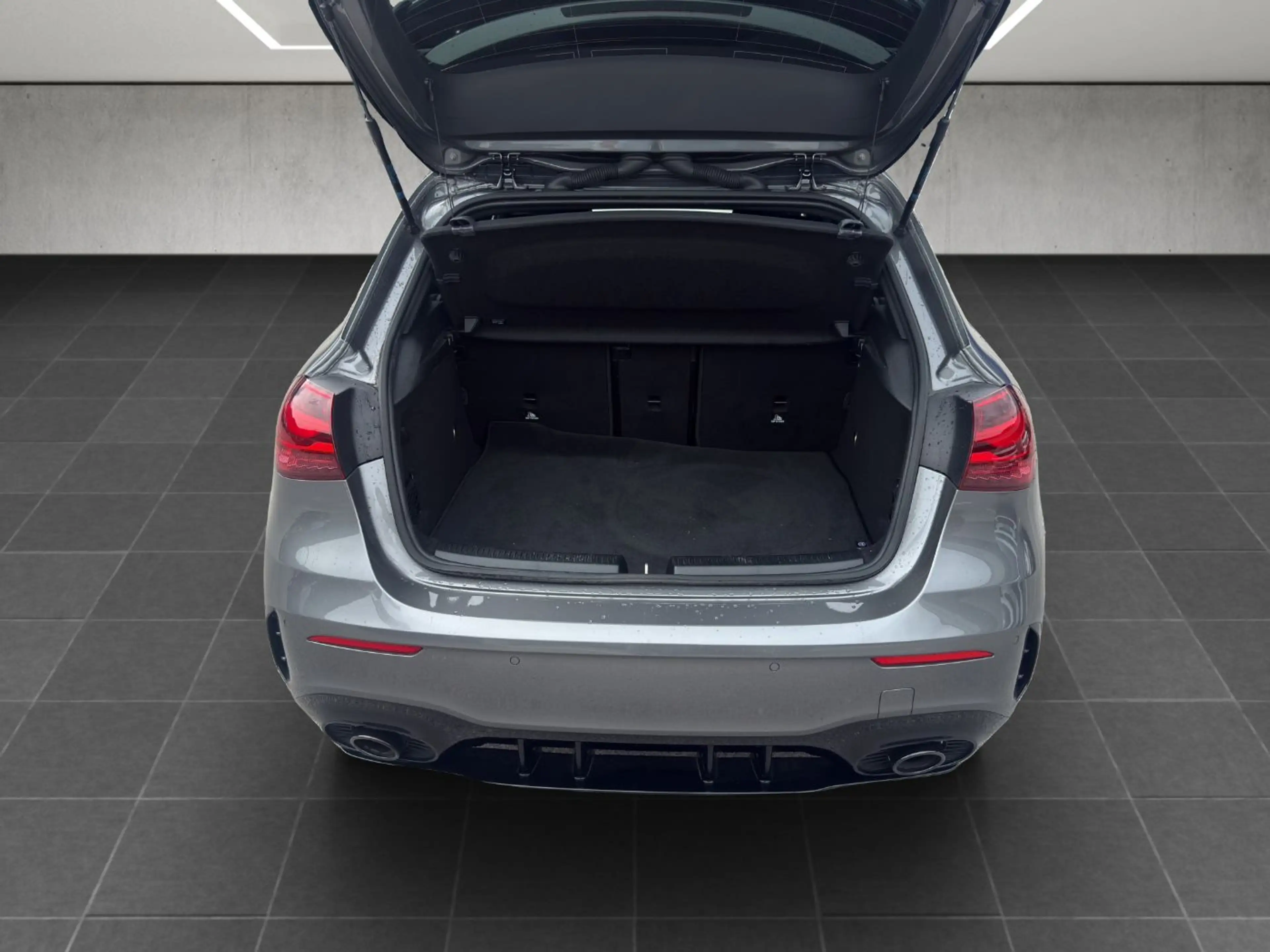 Mercedes-Benz A 35 AMG AMG A 35 4MATIC AMG PTS Shz Ambi Mbeam — photo 8