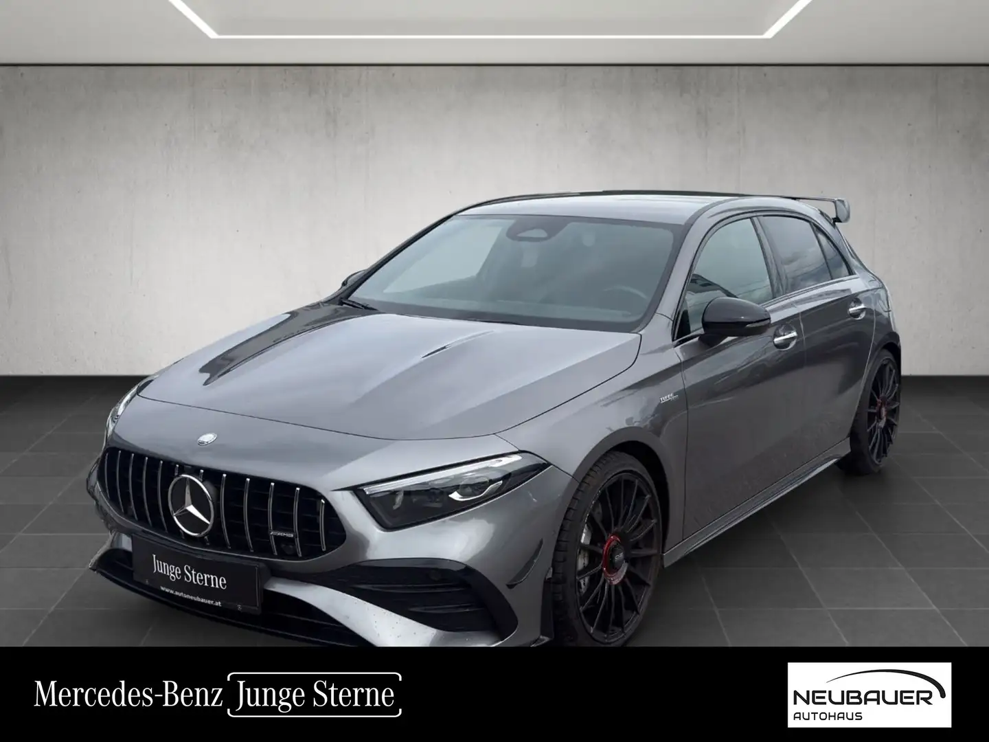 Mercedes-Benz A 35 AMG AMG A 35 4MATIC AMG PTS Shz Ambi Mbeam Grau - 1