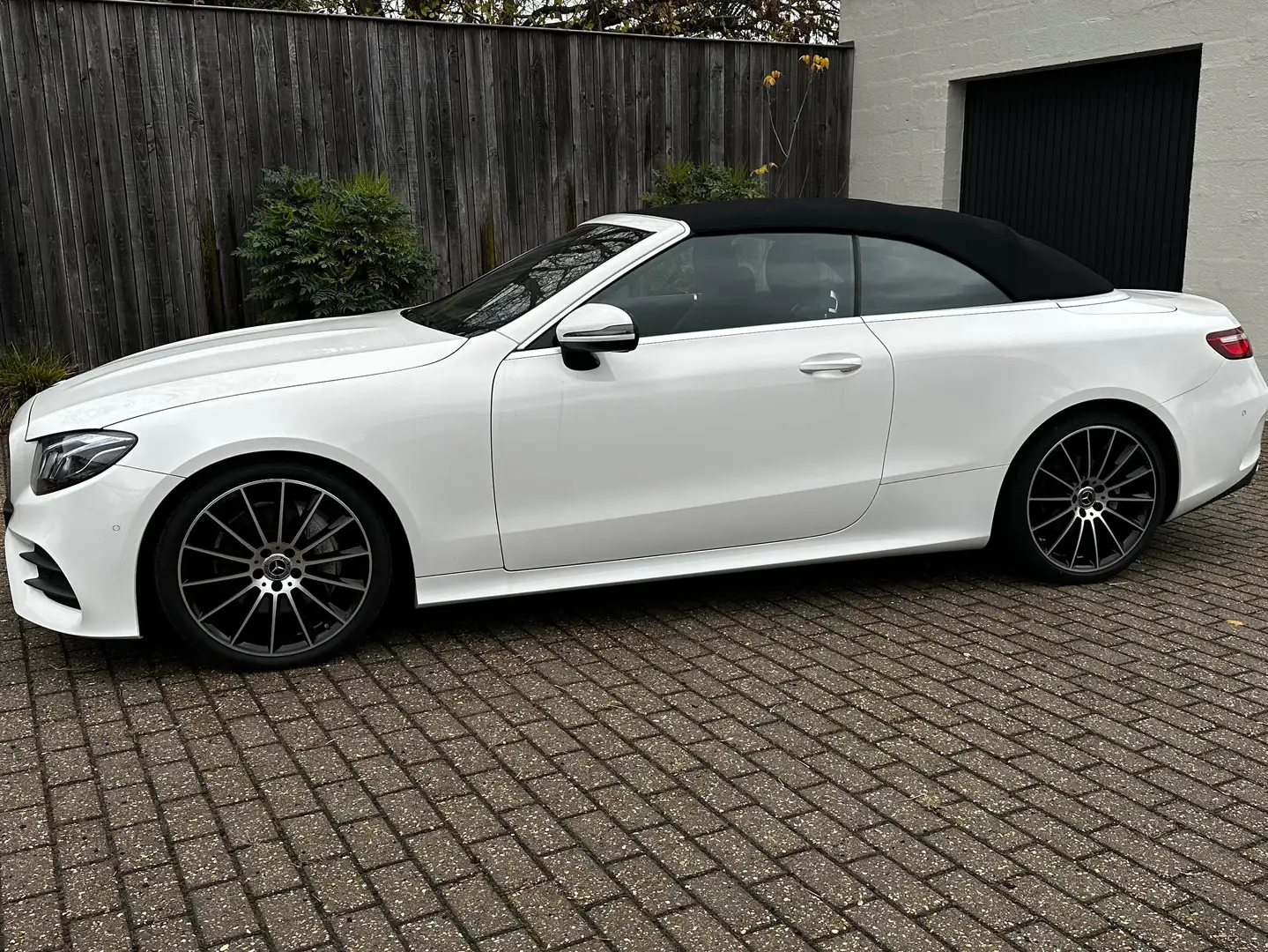 Mercedes-Benz E 220 E 220 d Cabrio 9G-TRONIC AMG Line Wit - 1