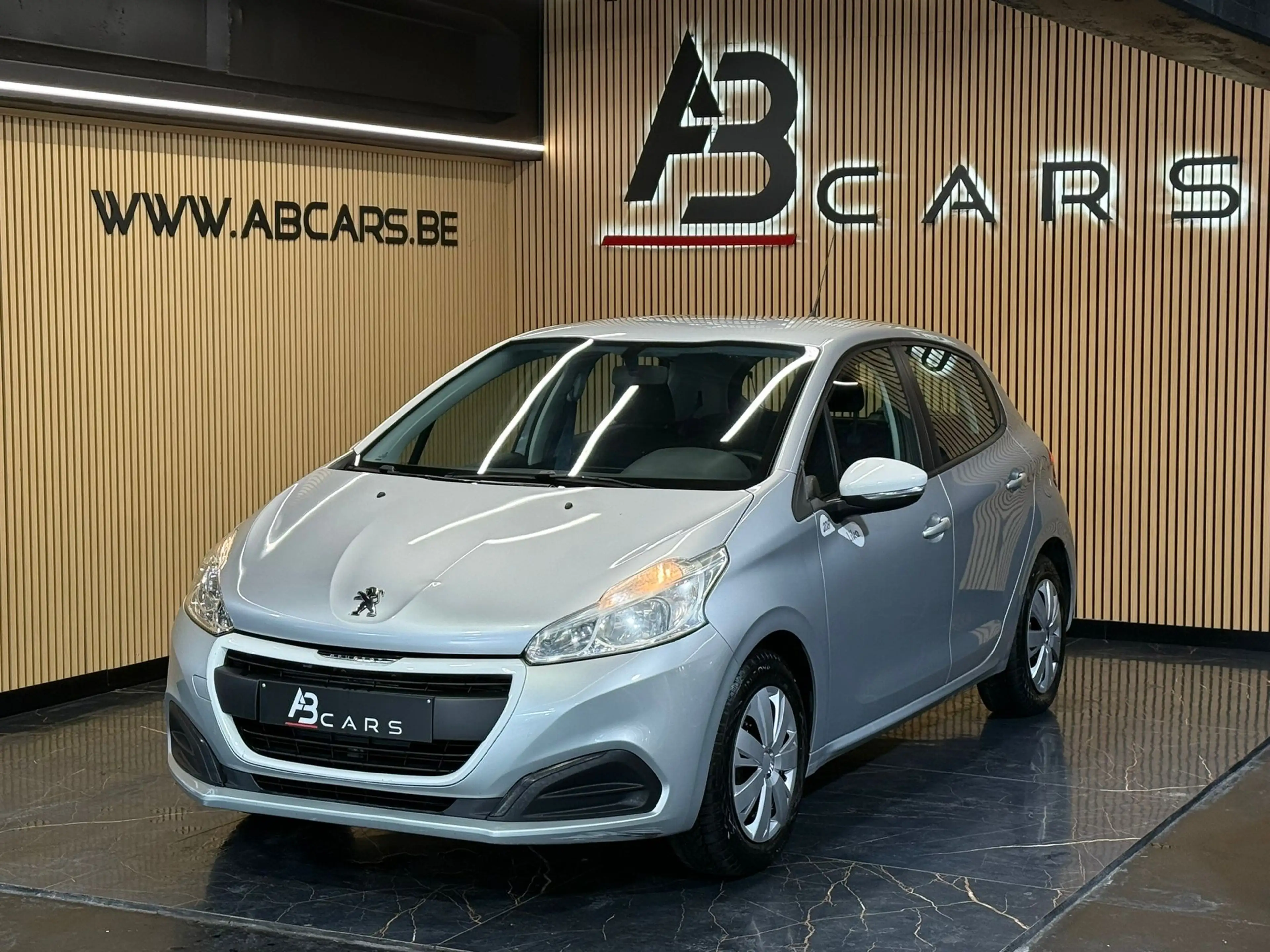 Peugeot 208 1.0I ** GARANTIE 12 MOIS ** — photo 6