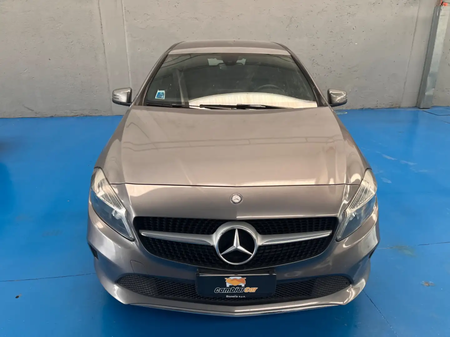 Mercedes-Benz A 180 A 180 d Sport Grigio - 2