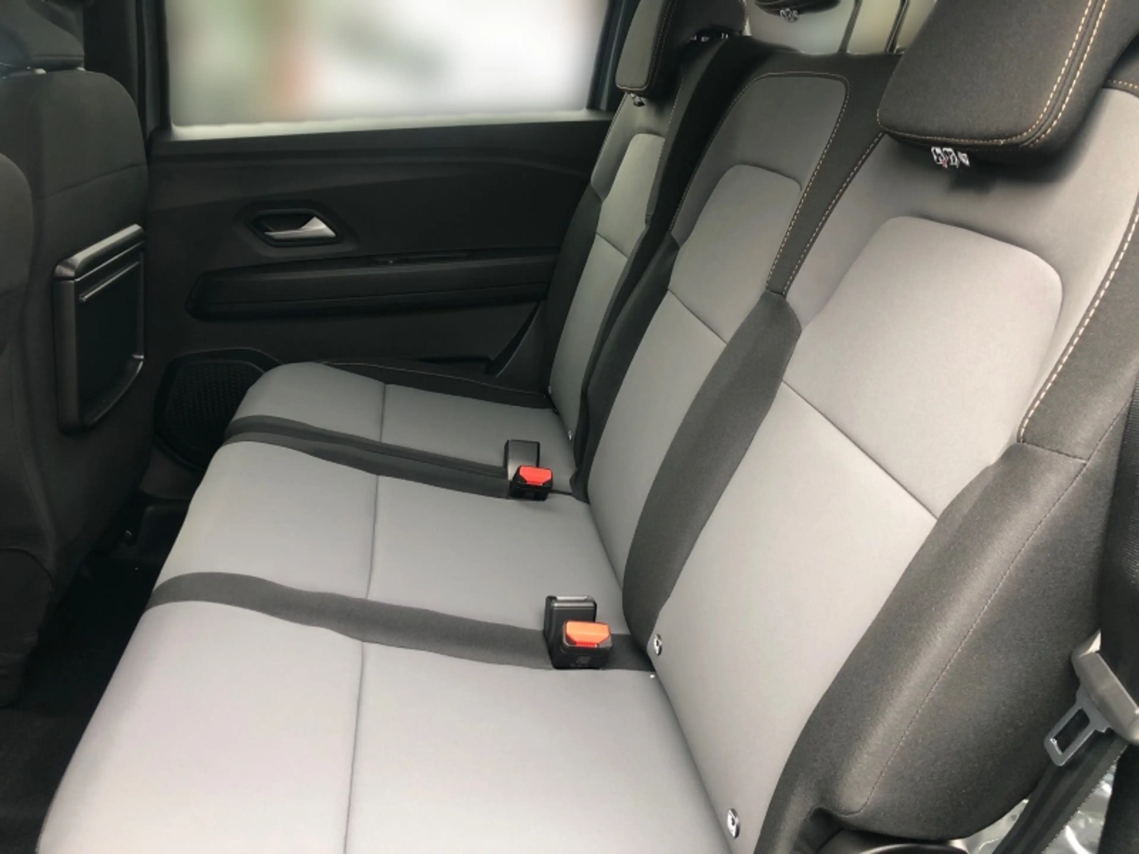 Dacia Jogger JOGGER Extreme TCe 110 PF 5-sitzig — photo 6