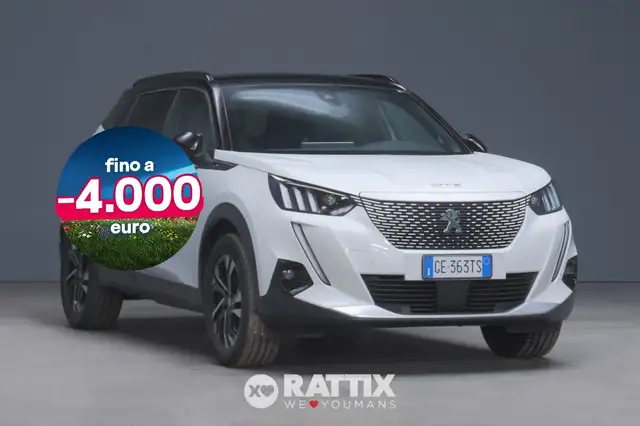 Peugeot e-2008 motore elettrico 100kW GT