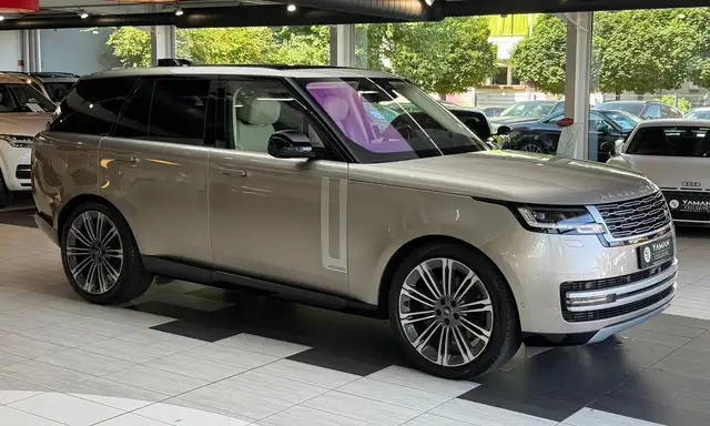 Land Rover Range Rover view 4