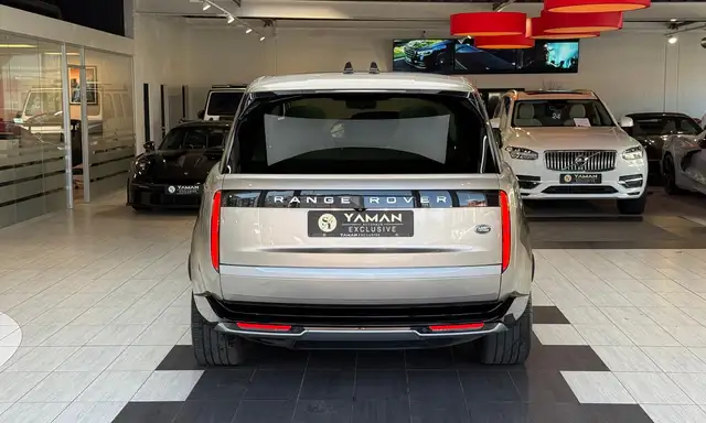 Land Rover Range Rover view 8