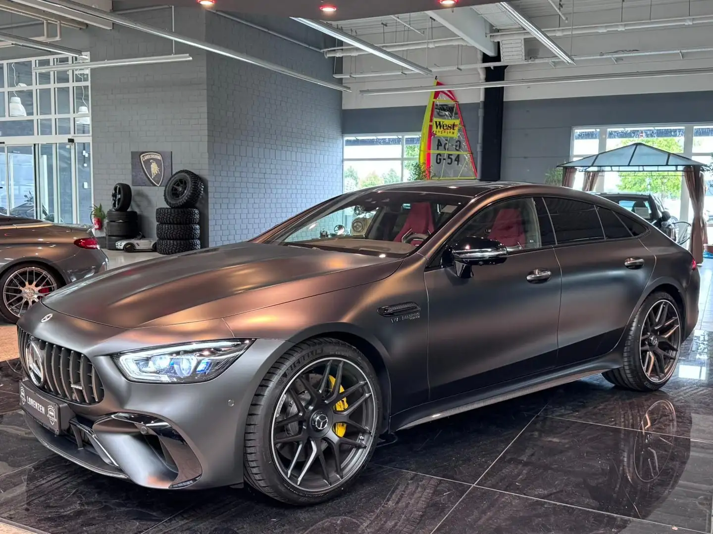 Mercedes-Benz AMG GT 63S 4Matic+ Pano Carbon MBUX Night 360° Grijs - 1