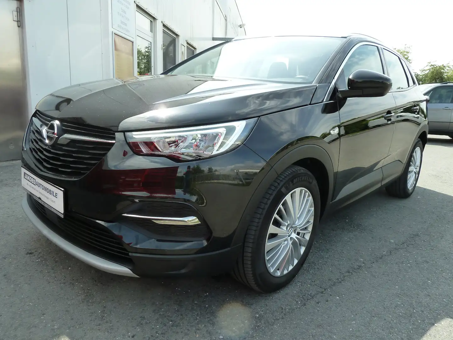 Opel Grandland X Innovation Klimaautomatik Navi Alu18´´ Nero - 2