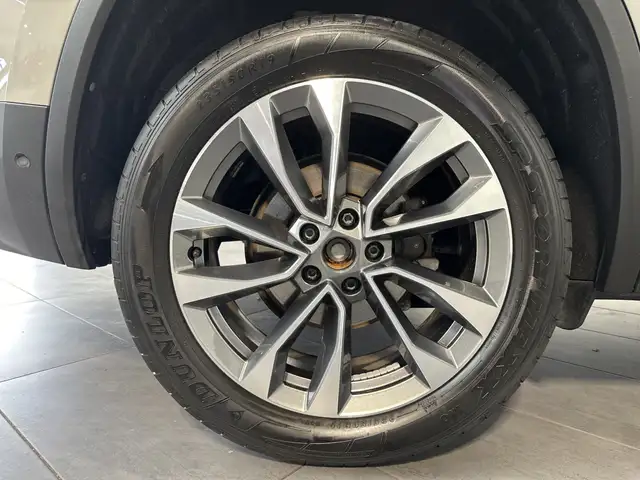 Skoda Kodiaq view 3